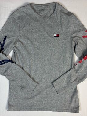 Tommy Hilfiger Shirt Mens Medium Gray Long Sleeve Logo Flag Graphic Tee